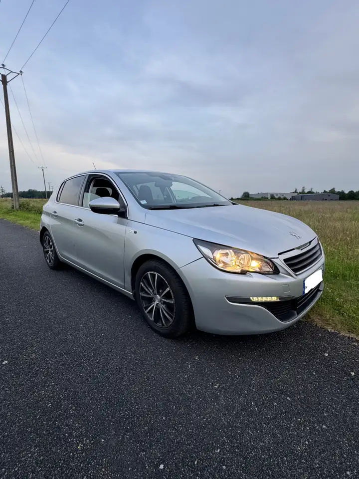 Peugeot 308 1.6 BlueHDi 100ch S\u0026S BVM5 Style