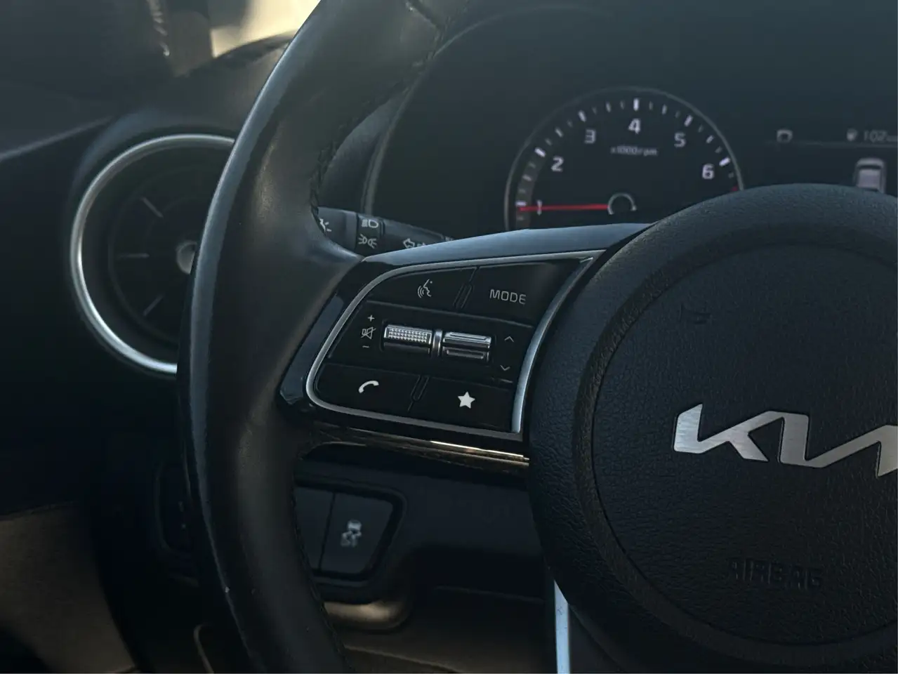 Kia Forte снимка Kia Forte