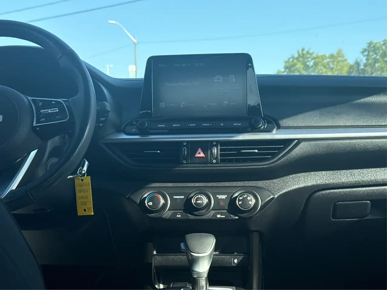 Kia Forte снимка Kia Forte