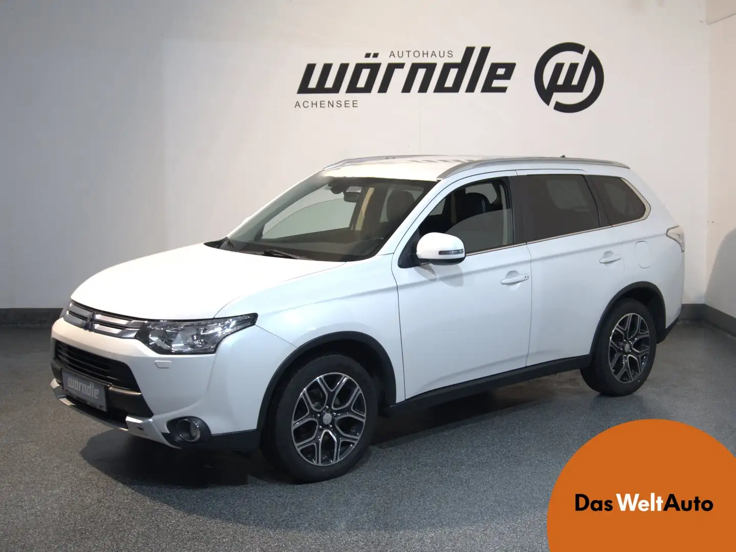 Mitsubishi Outlander 2,2 DI-D Intense+ *7-Sitzer *Automatik Blanc - 1