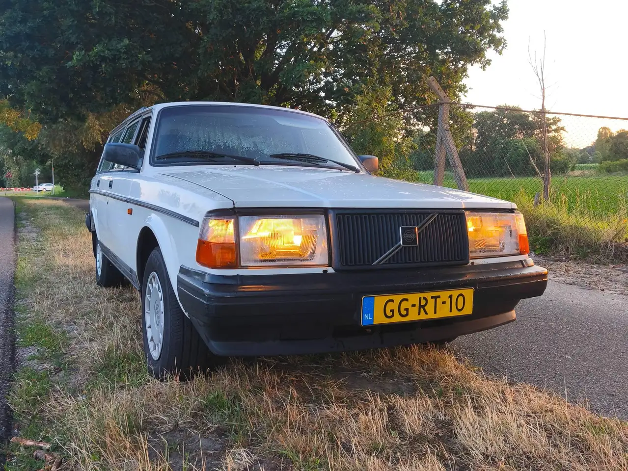Volvo 240 2.3i, foto 2