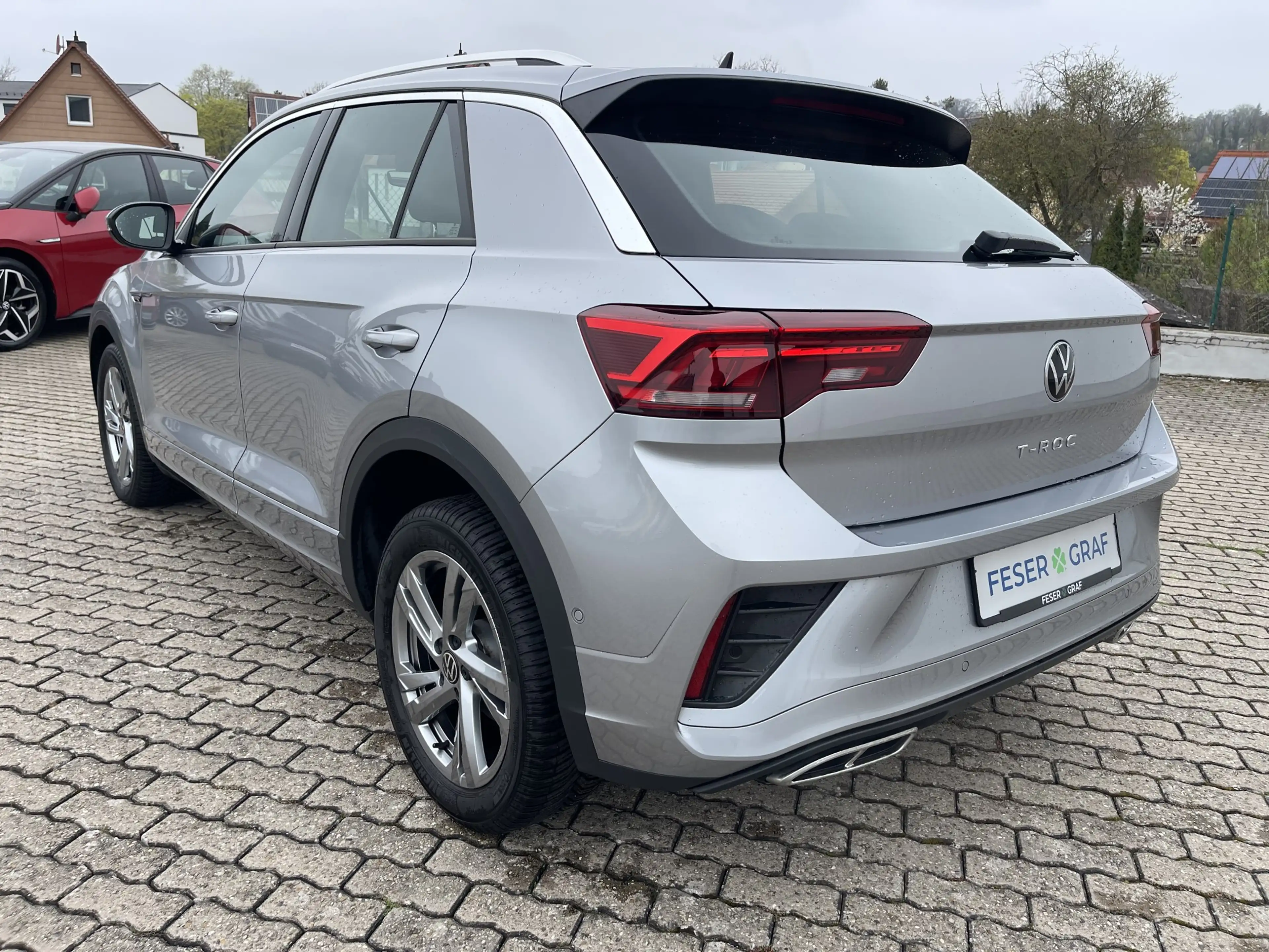 Volkswagen T-Roc R-Line 1.5 TSI DSG ACC PANO KAM NAV — photo 8