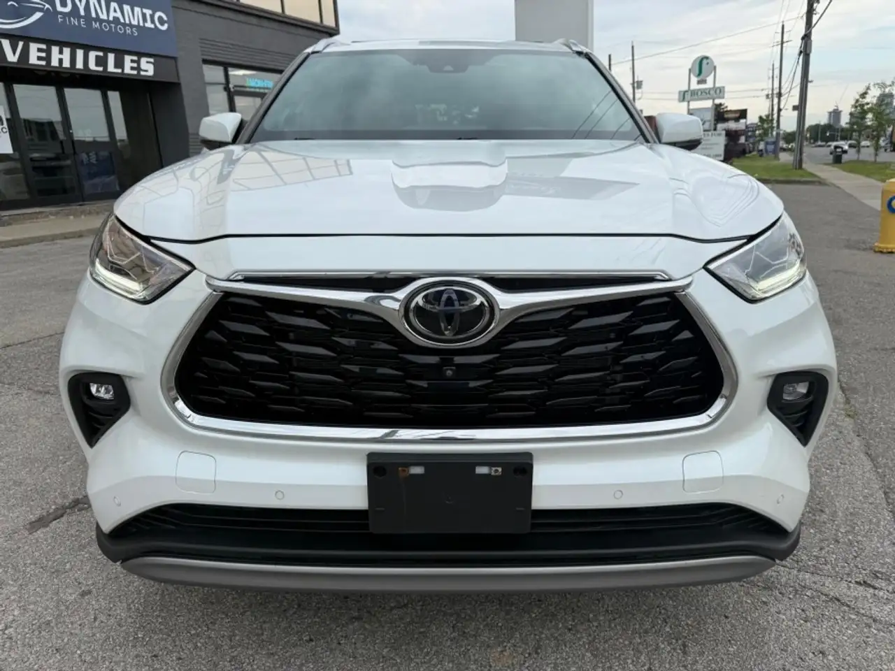 Toyota Highlander photo Toyota Highlander