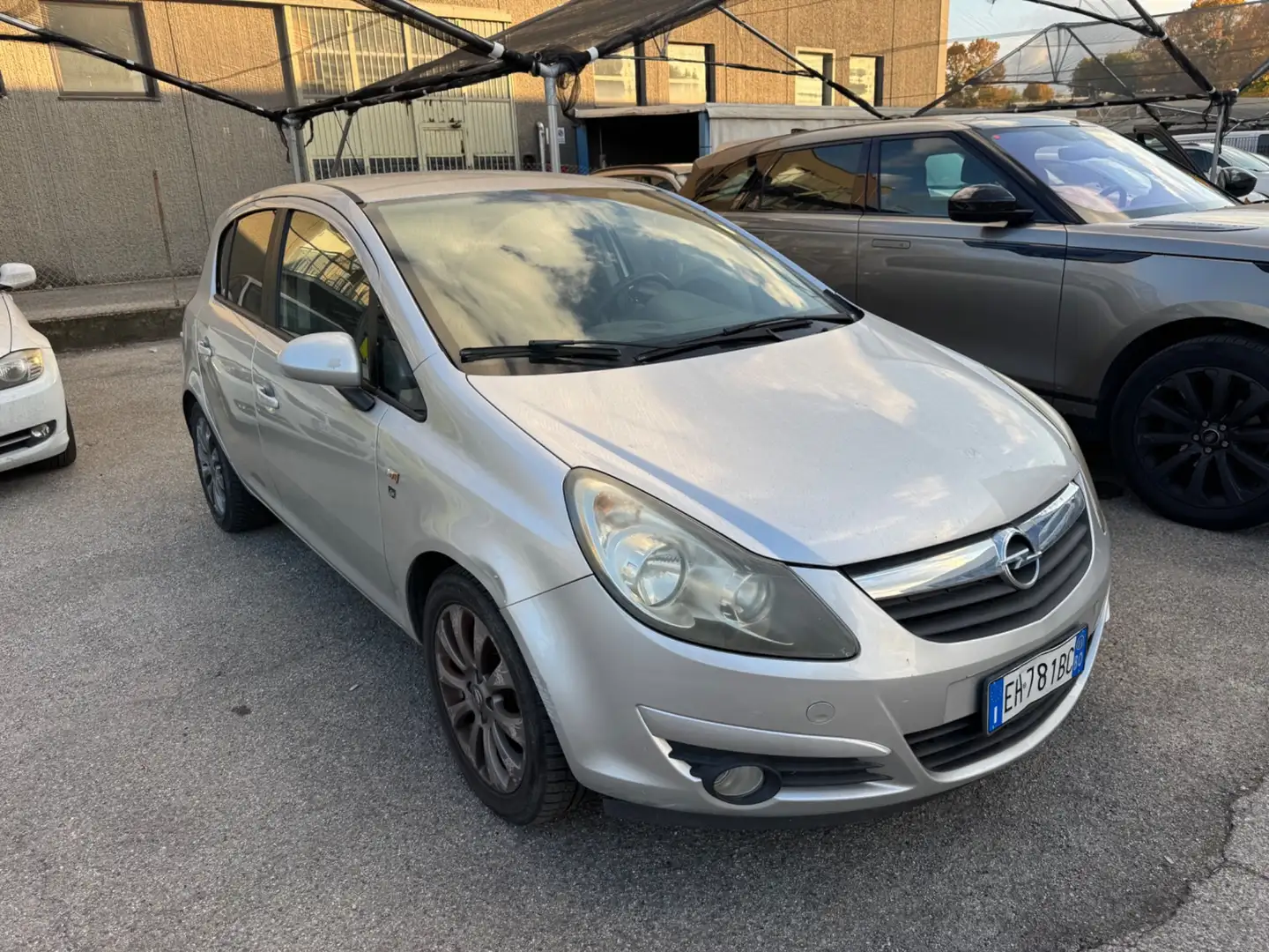Opel Corsa Corsa 1.2 5 porte Cosmo Grigio - 2