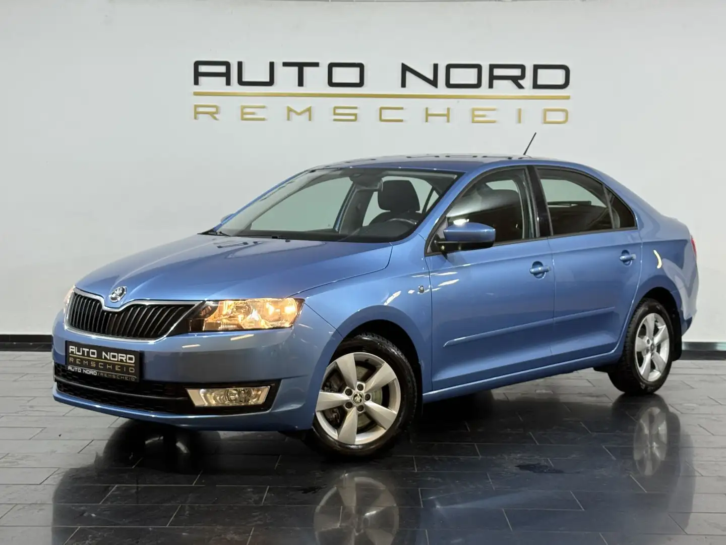 Skoda Rapid/Spaceback 1.4 TSI*More*1.Hand*Sitzheizung* Blau - 1