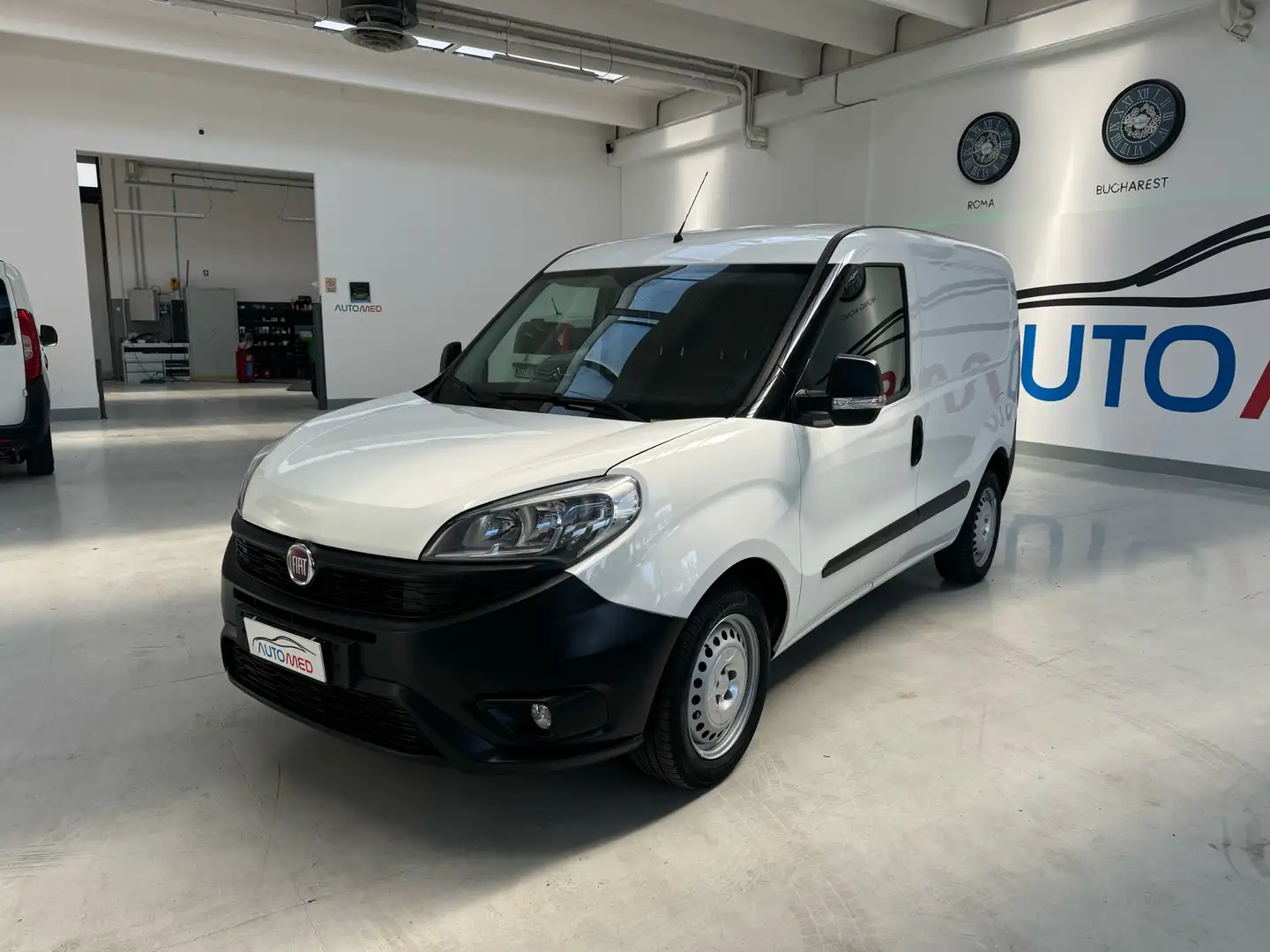Fiat Doblo 1.4 tjt 3 Posti 16v  120cv Blanc - 1
