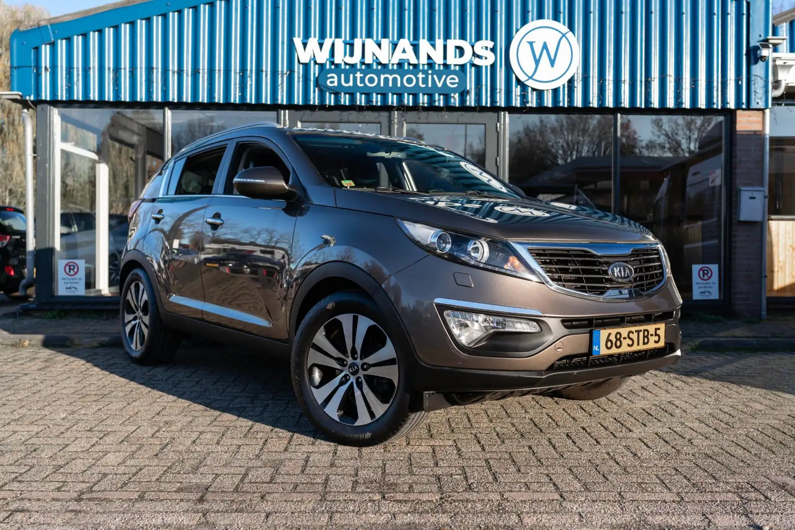 Kia Sportage 2.0 X-clusive Automaat Trekhaak Keyless Stoelvw Brun - 1