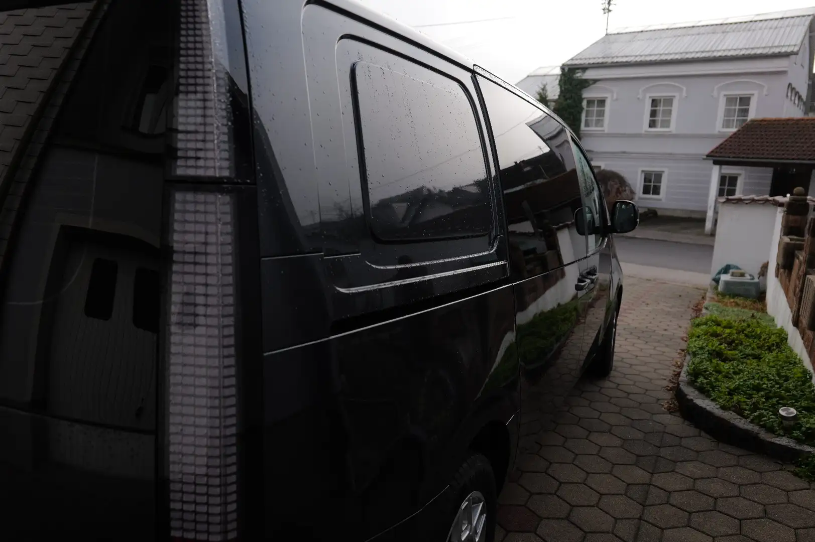 Hyundai STARIA 2,2  Doppelkabine Laderaum Aut. EZ 2024 - 2