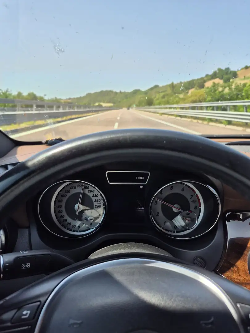 Mercedes-Benz CLA 200 Sport - 1