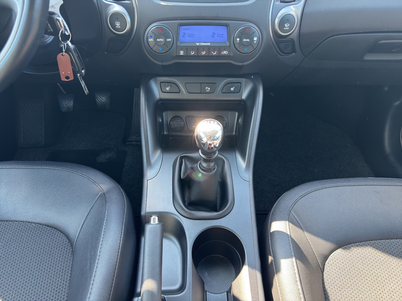 Hyundai iX35 2.0 Style AWD NAVI*KAMERA*AHK Klima Xenon Navi — photo 14