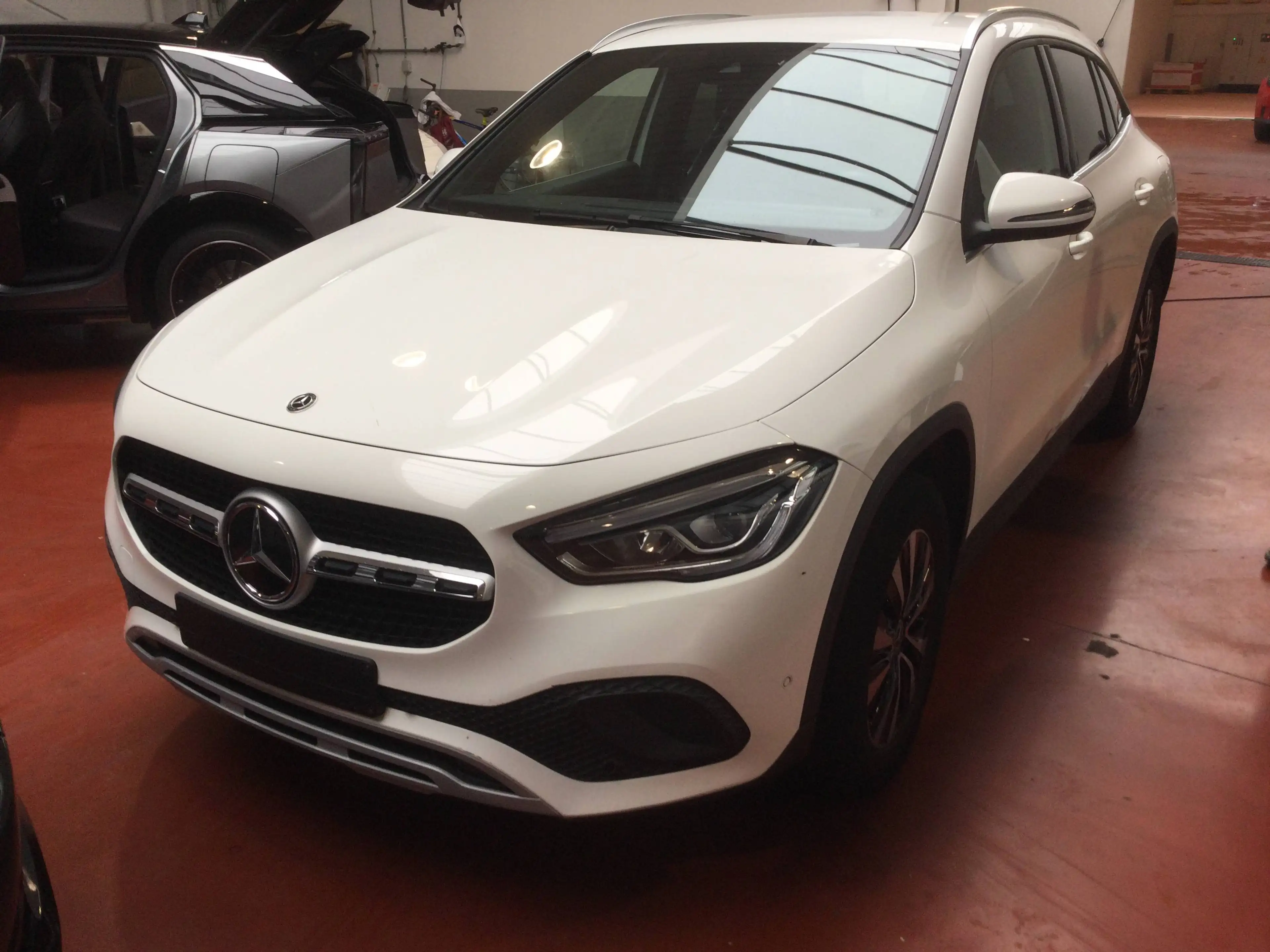 Mercedes-Benz GLA 250 GLA 250 e PHEV Luxury Line — photo 2