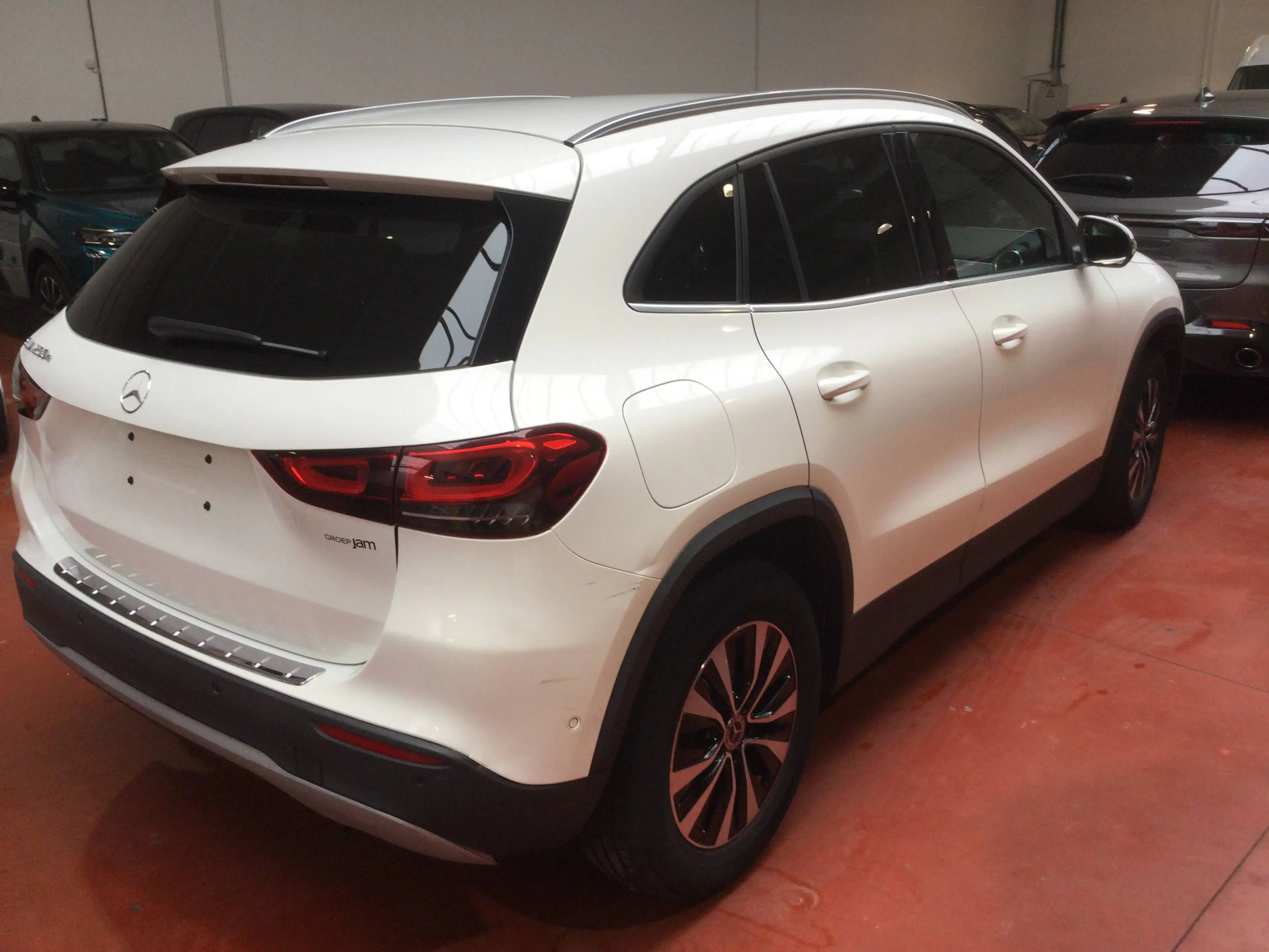 Mercedes-Benz GLA 250 GLA 250 e PHEV Luxury Line — photo 4