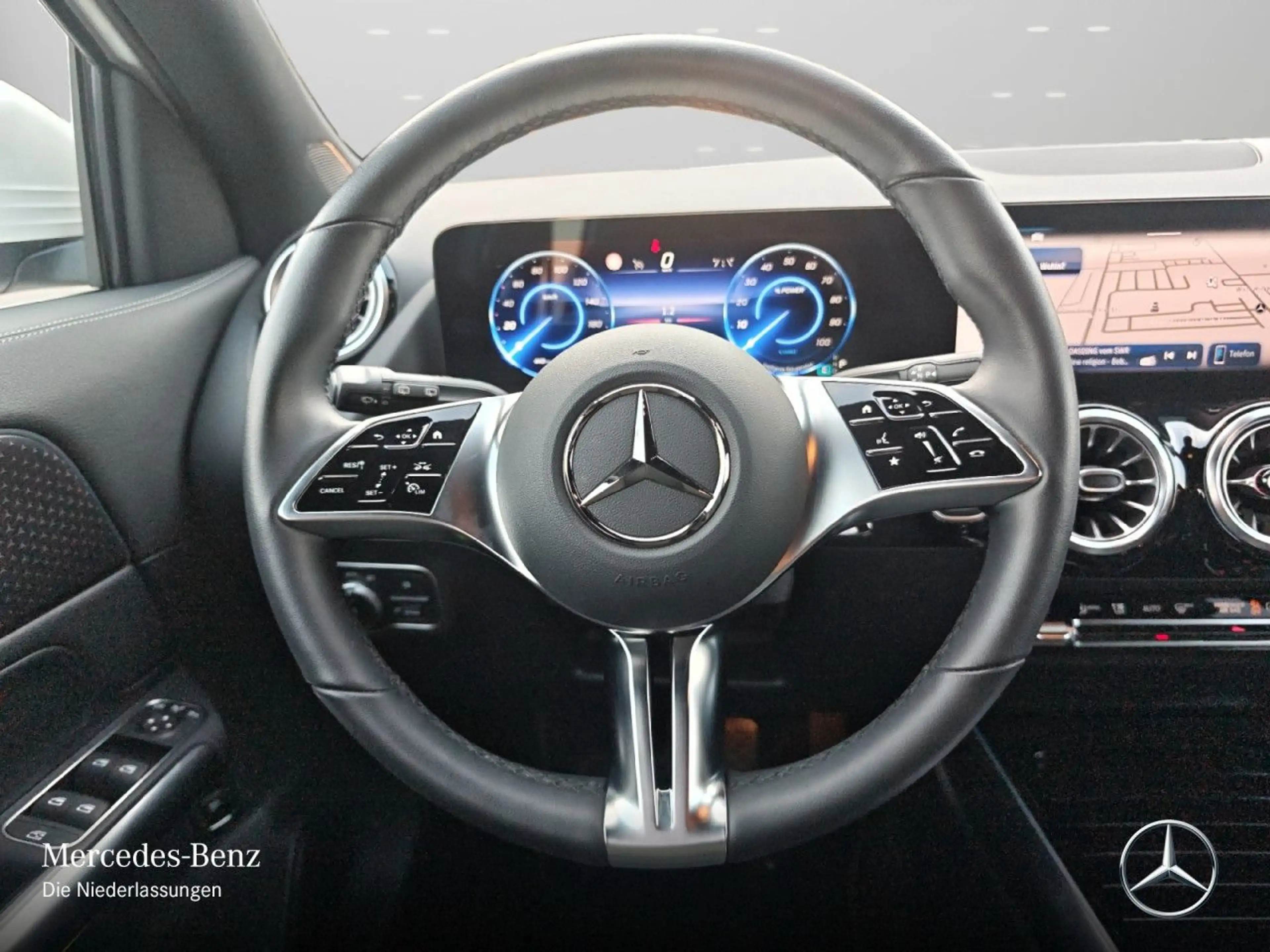 Mercedes-Benz EQA 250 PROG+ADVANCED+AHK+KAMERA+SPUR — photo 14