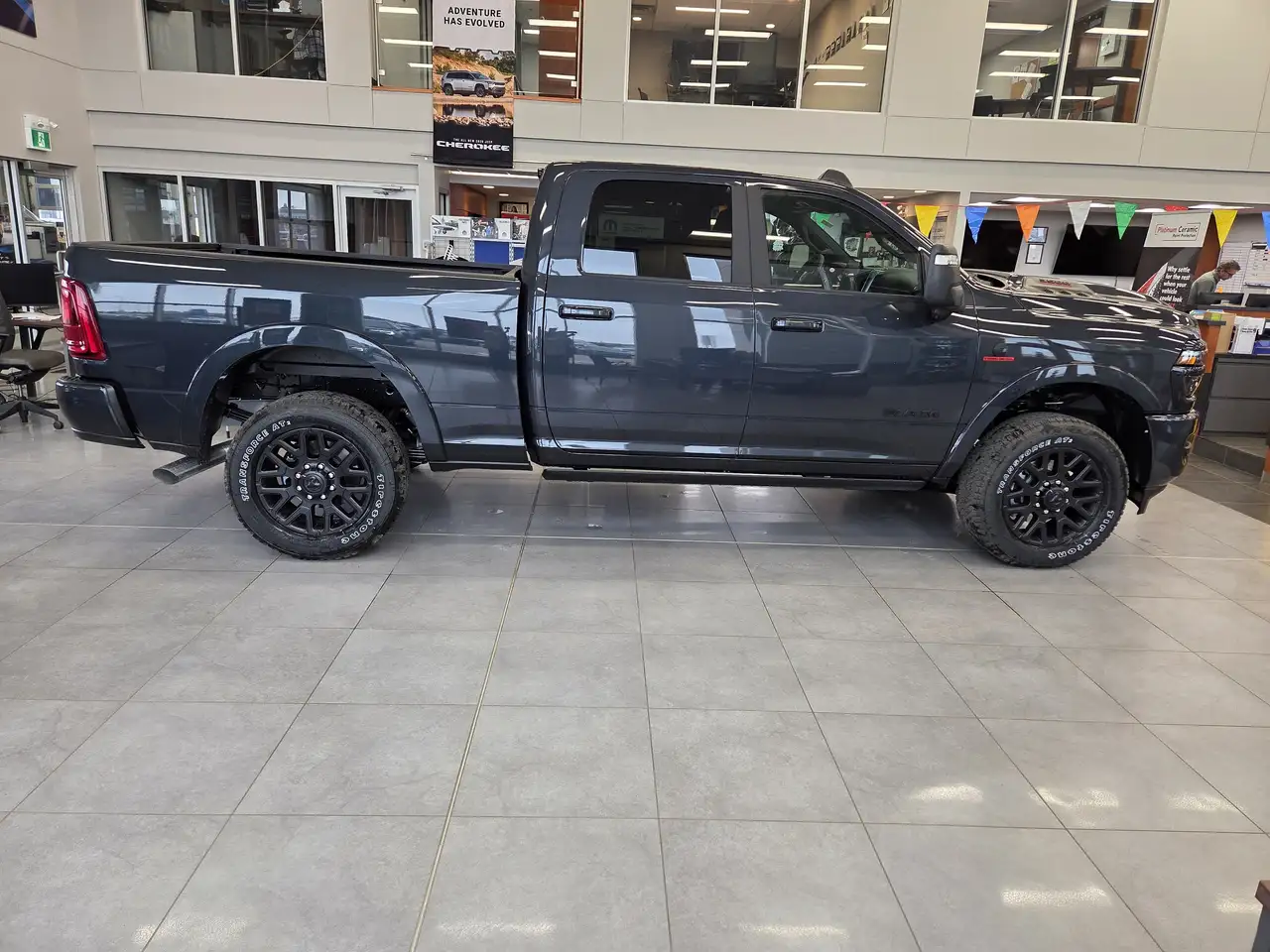 RAM 3500 снимка RAM 3500