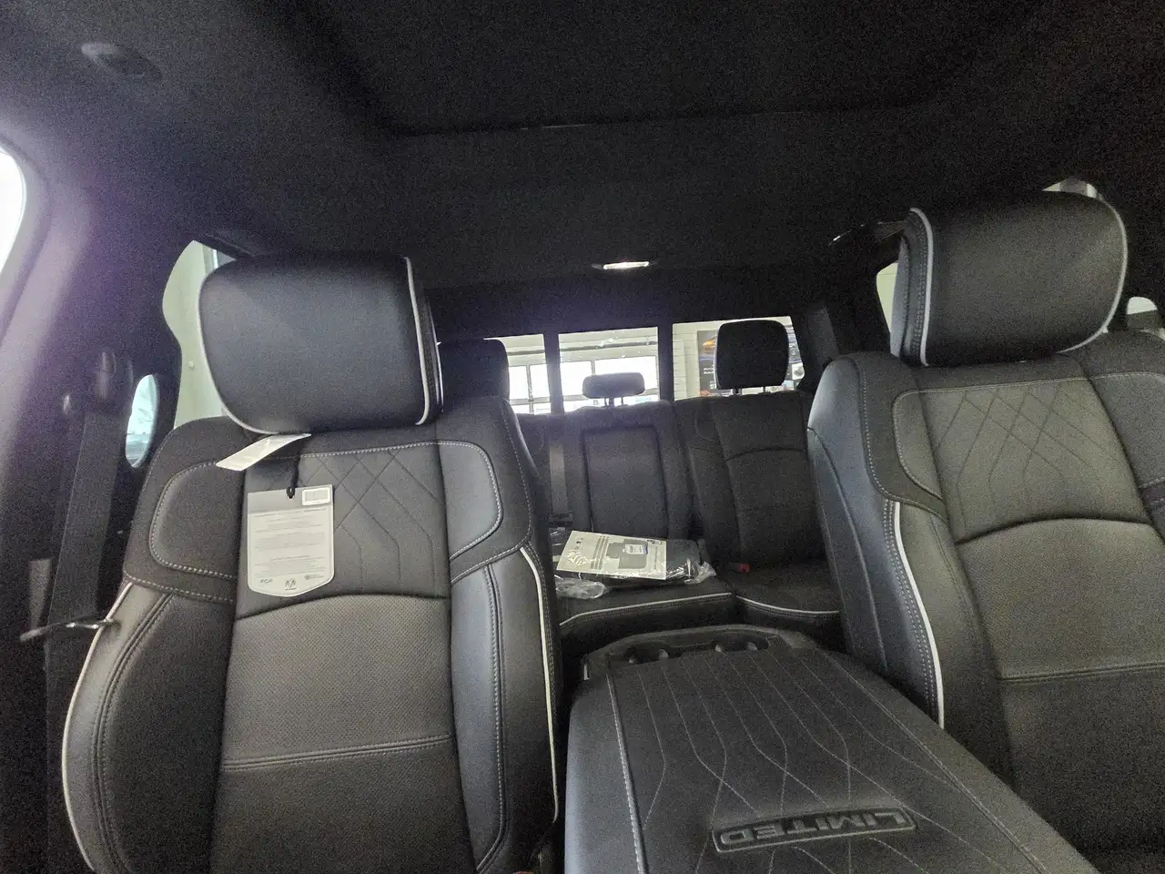 RAM 3500 снимка RAM 3500