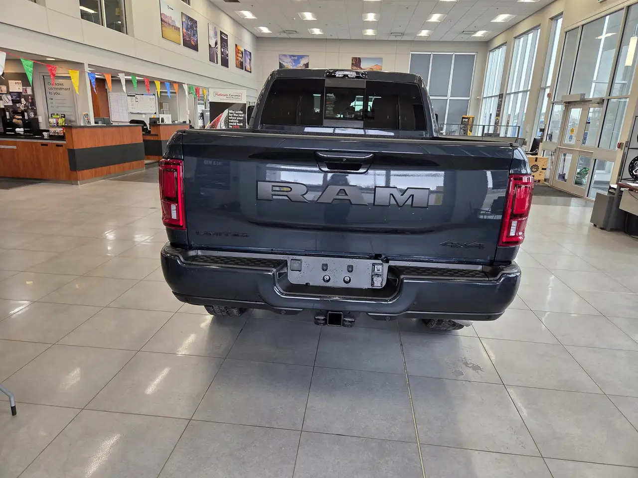 RAM 3500 снимка RAM 3500