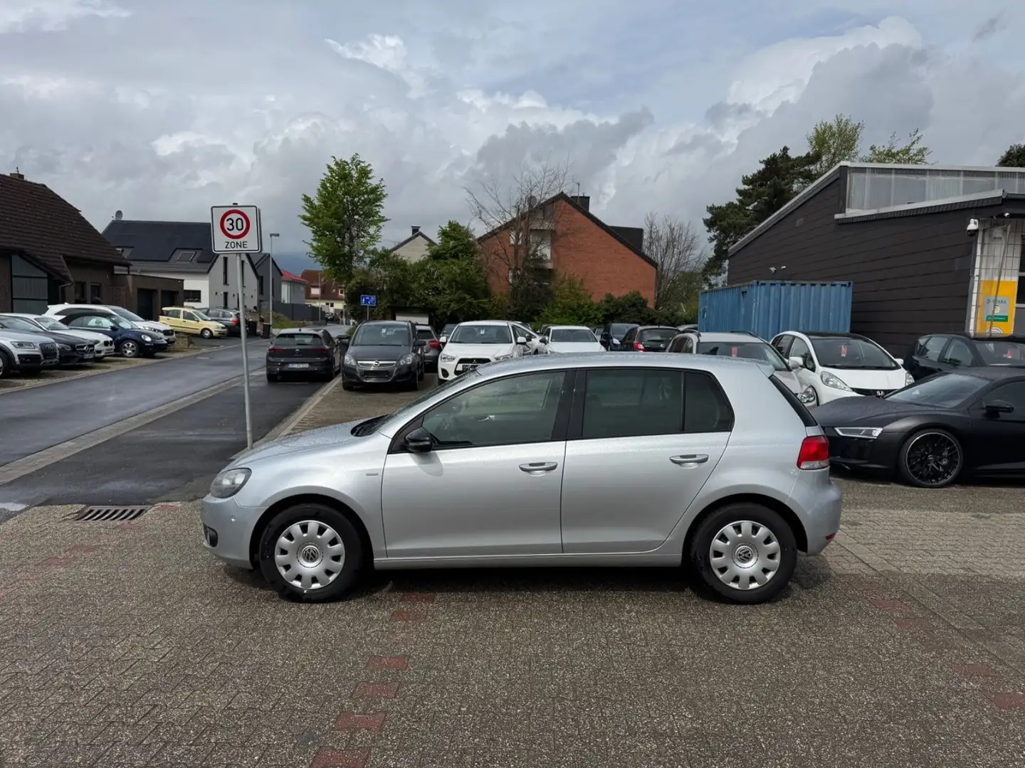 Volkswagen Golf VI Match Anh.Kpl Standhzg Sitzhz PDC Tempo Silber - 2
