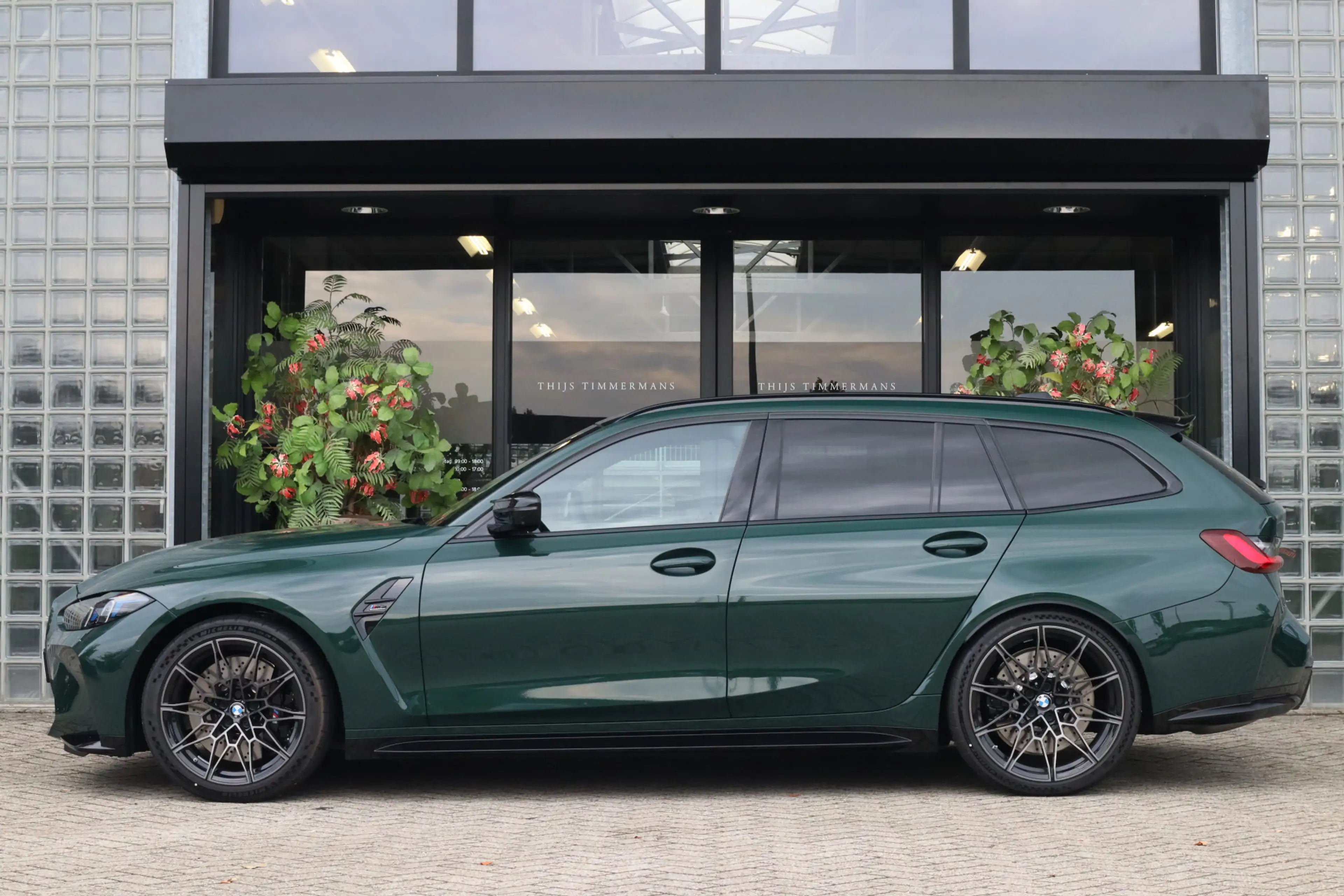 BMW M3 Touring xDrive Competition | Facelift, Goodwood Gr — photo 3
