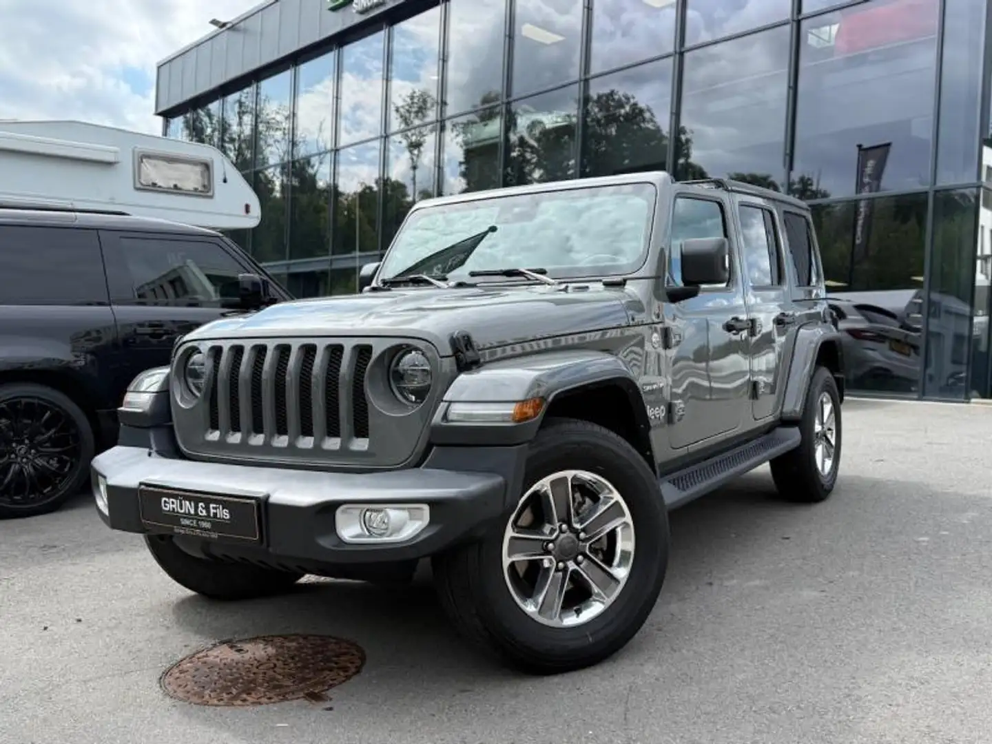 Jeep Wrangler 2.0 T-GDI 272 Sahara Unlimited Gris - 2