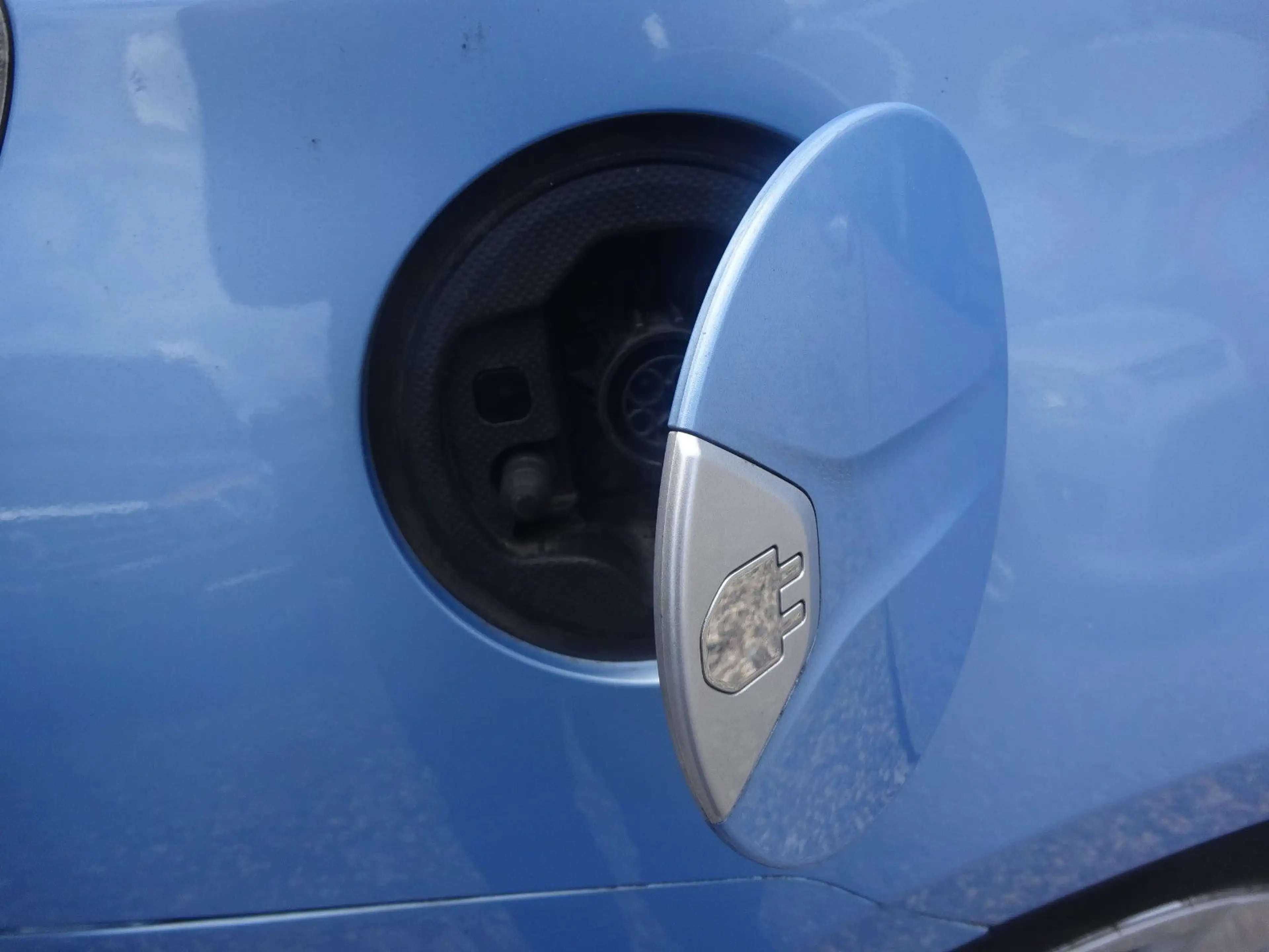 Toyota Prius Plug-in Hybrid TEC-Edition — photo 15