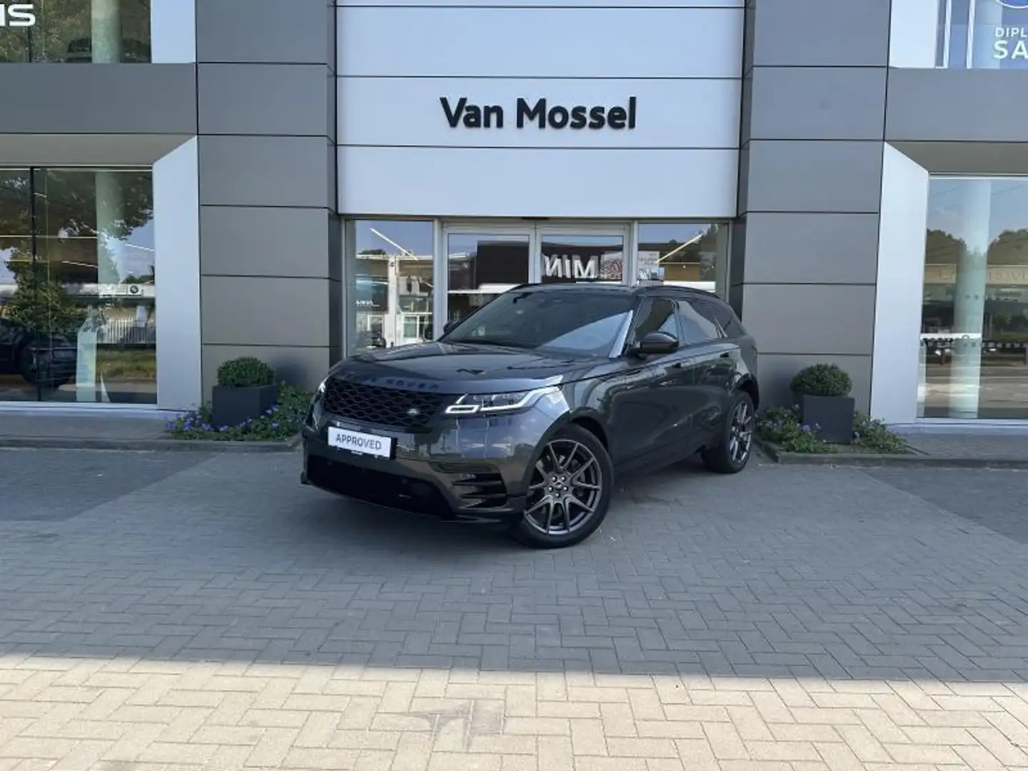 Land Rover Range Rover Velar D300 R-Dynamic SE Gris - 1