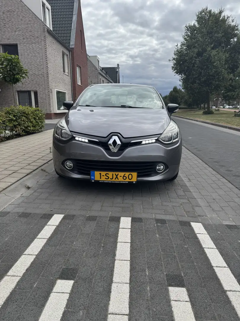 Renault Clio 0.9 TCe Expression Grijs - 2