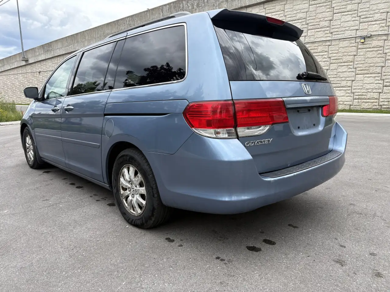 Honda Odyssey photo Honda Odyssey