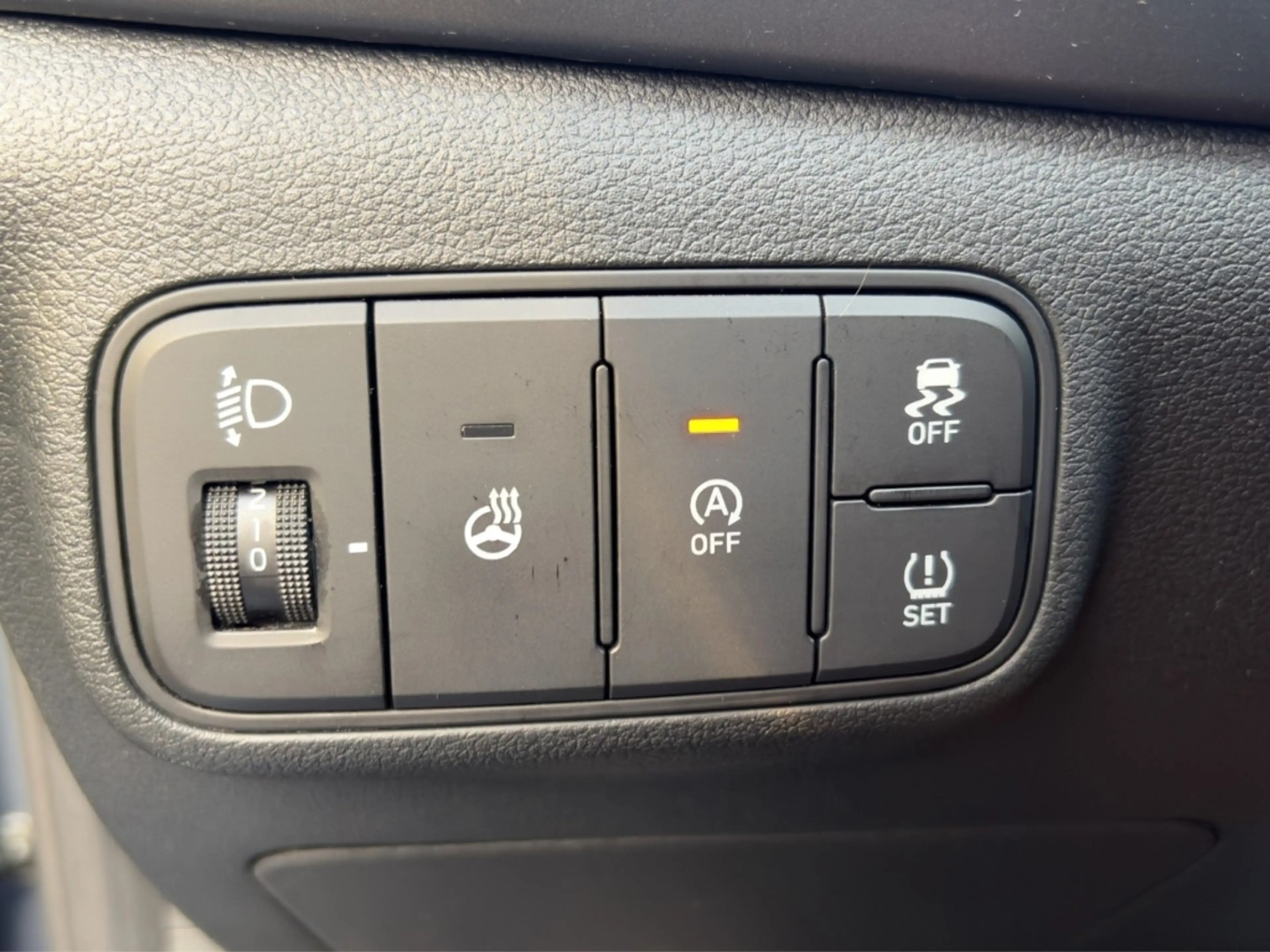 Hyundai i20 TREND 1.0 T-Gdi (48V) DCT *AHK*CAM*CARPLAY*SITZHZG — photo 14