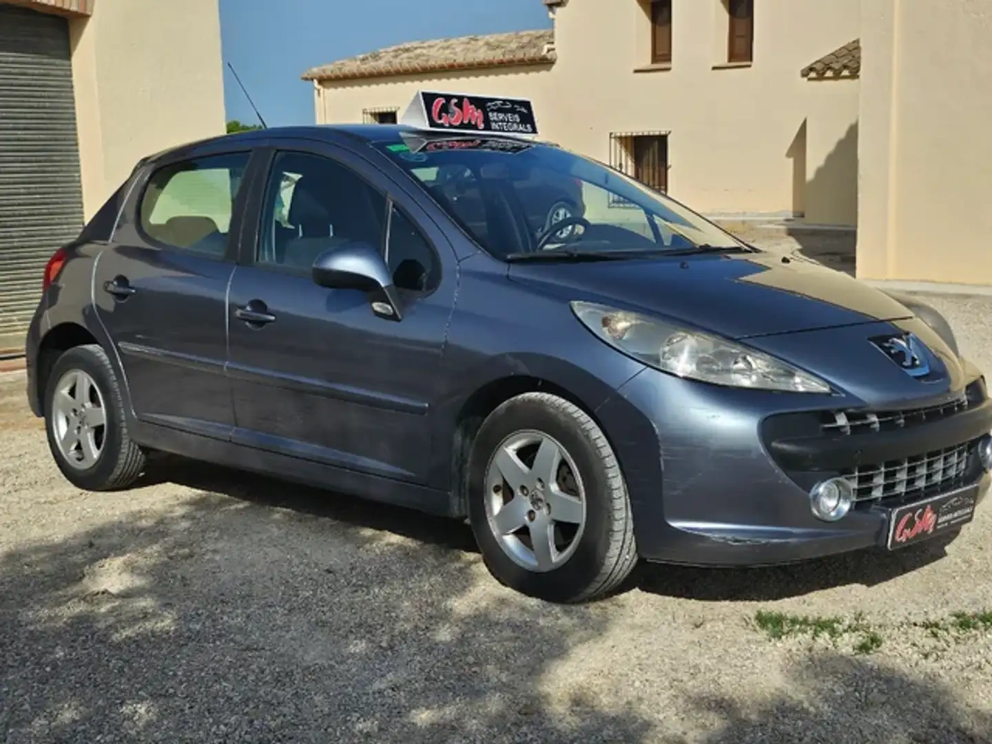Peugeot 207 1.4i Confort Silber - 1