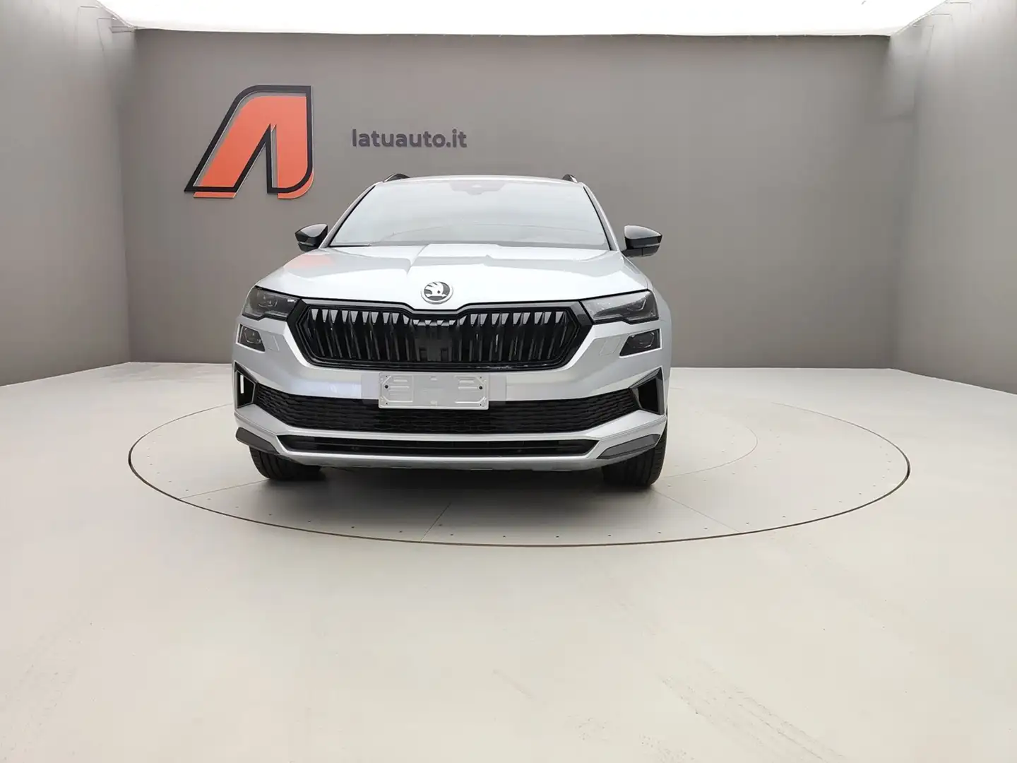 Skoda Karoq 2.0 TDI 115CV EVO SPORTLINE DSG Gris - 2