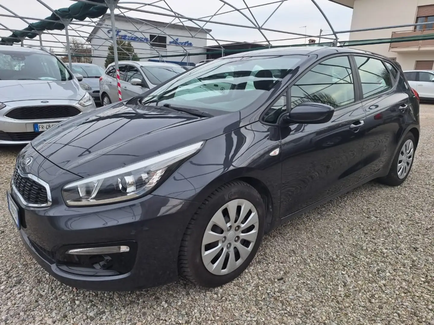 Kia Ceed / cee'd 1.6 CRDi 110 CV 5 porte Active Gris - 1