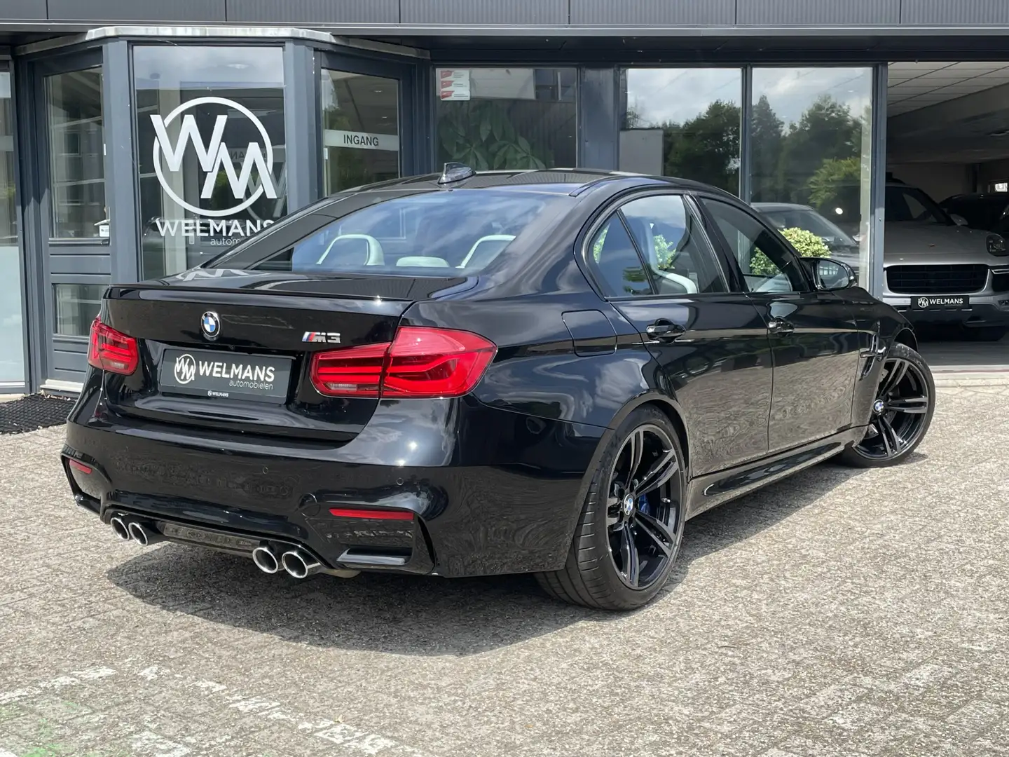 BMW M3 3-serie DCTA 431 pk Facelift | Carbon dak | 19 inc Zwart - 2