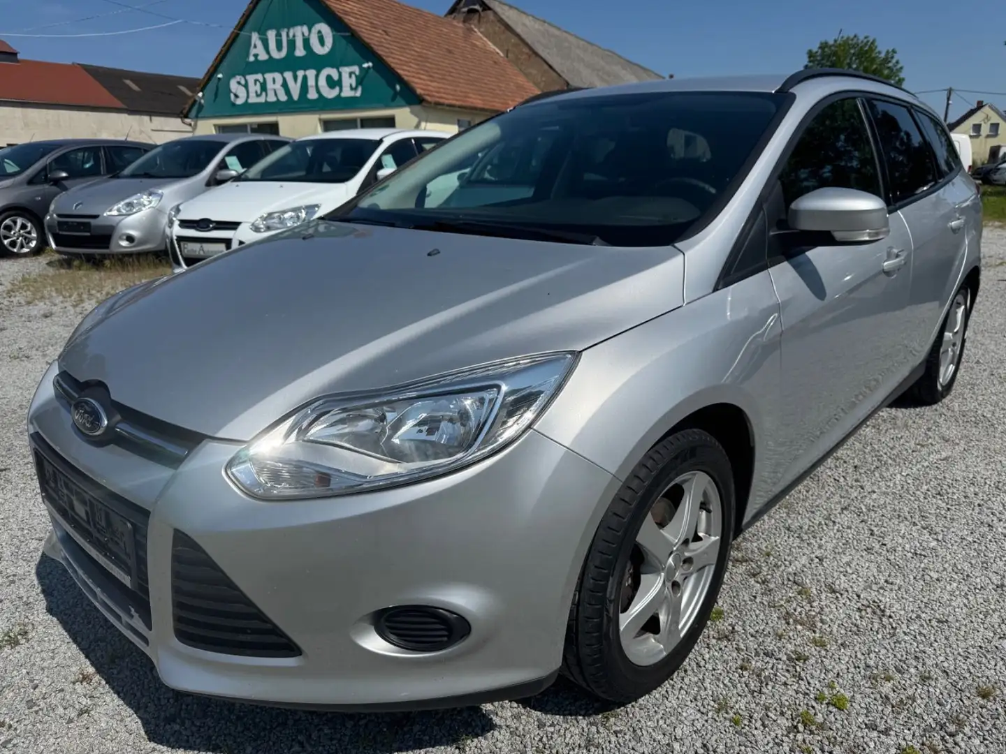 Ford Focus Turnier *Klima* Scheckheft *TÜV 04/2027* Silber - 1