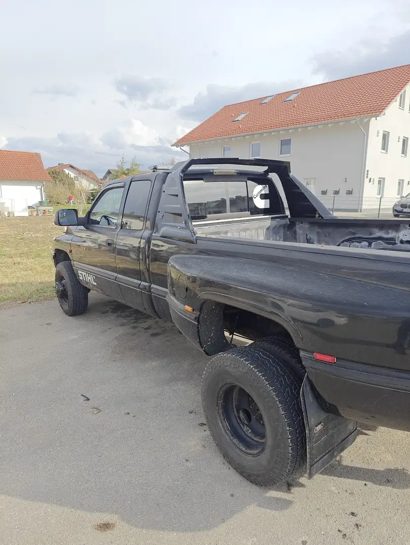 Dodge RAM 3500 Negro - 2