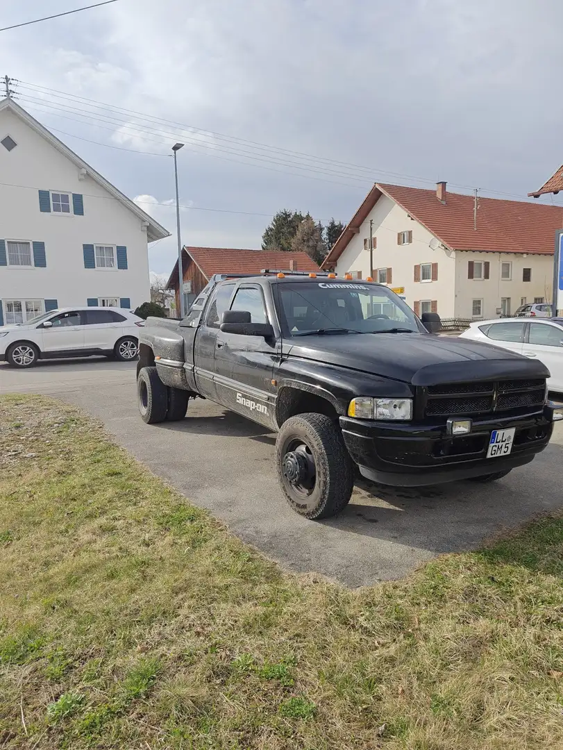 Dodge RAM 3500 Negro - 1