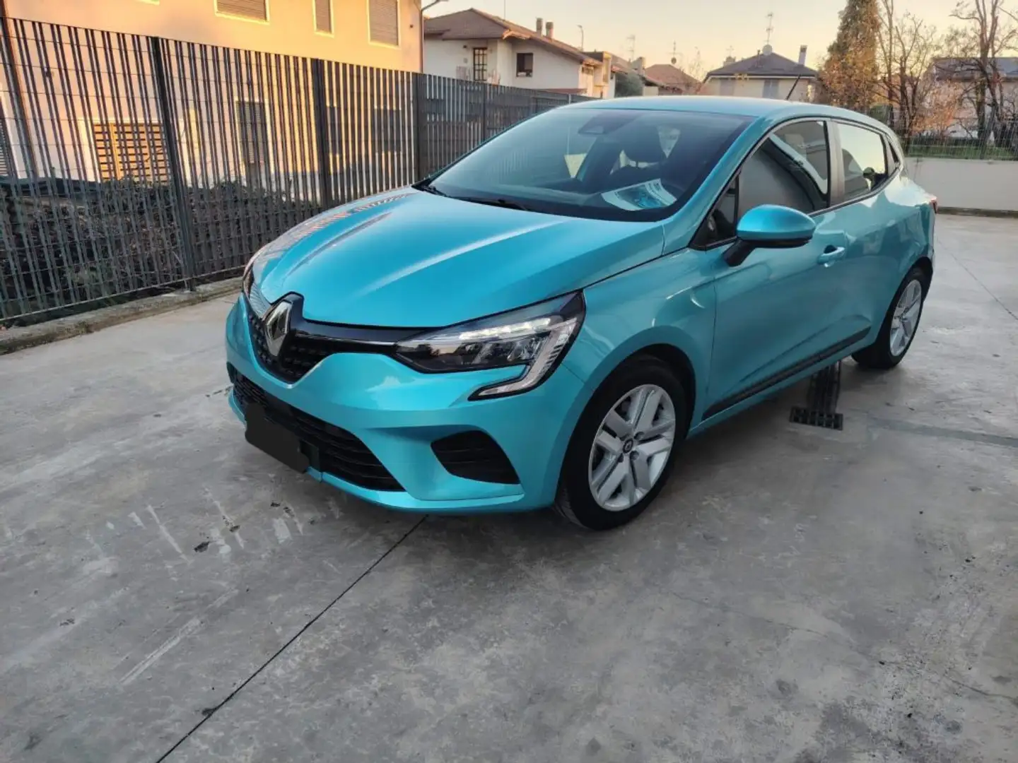 Renault Clio Full Hybrid E-Tech 140 CV 5 porte Zen Blu/Azzurro - 1