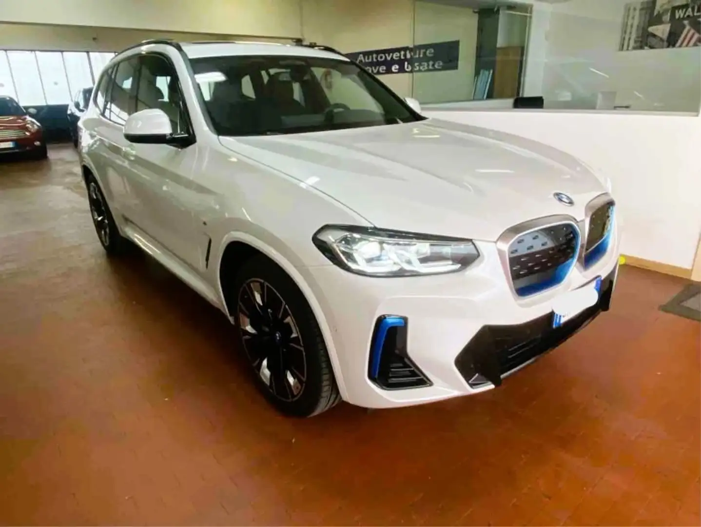 BMW iX3 iX3 Impressive MSPORT ottime condizioni Bianco - 2