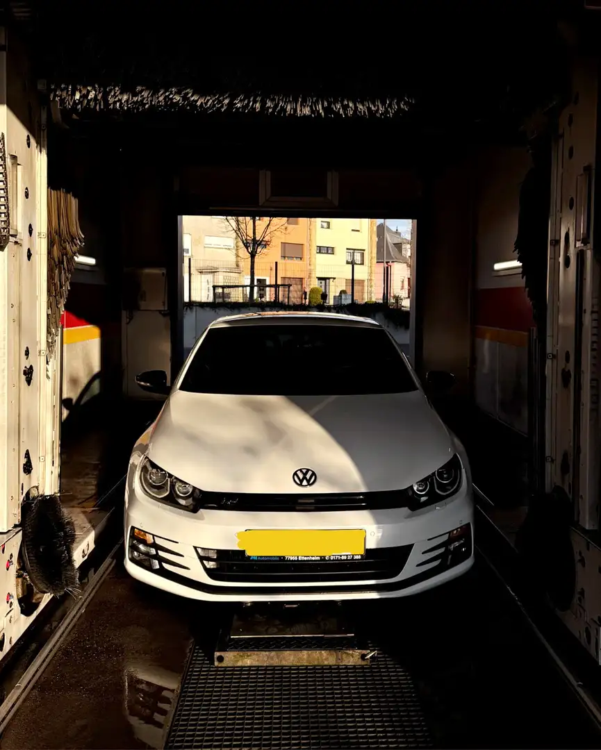 Volkswagen Scirocco 2.0 TSI BlueMotion Technology DSG Allstar - 1