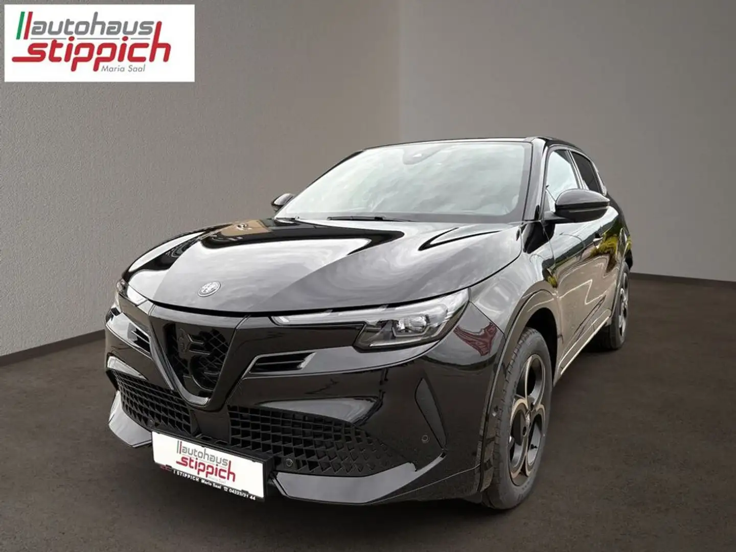 Alfa Romeo Junior Ibrida Intensa 1.2 MHEV e-DCT6 Nero - 1