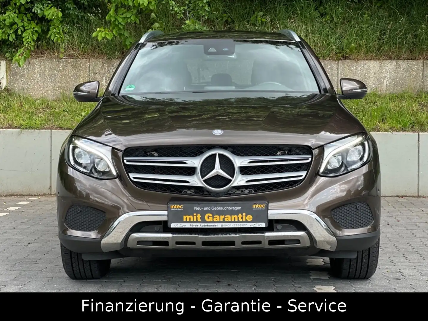 Mercedes-Benz GLC 220 d 4Matic/LED/LEDER/ERST 107 TKM/GEPFLEGT Kahverengi - 2