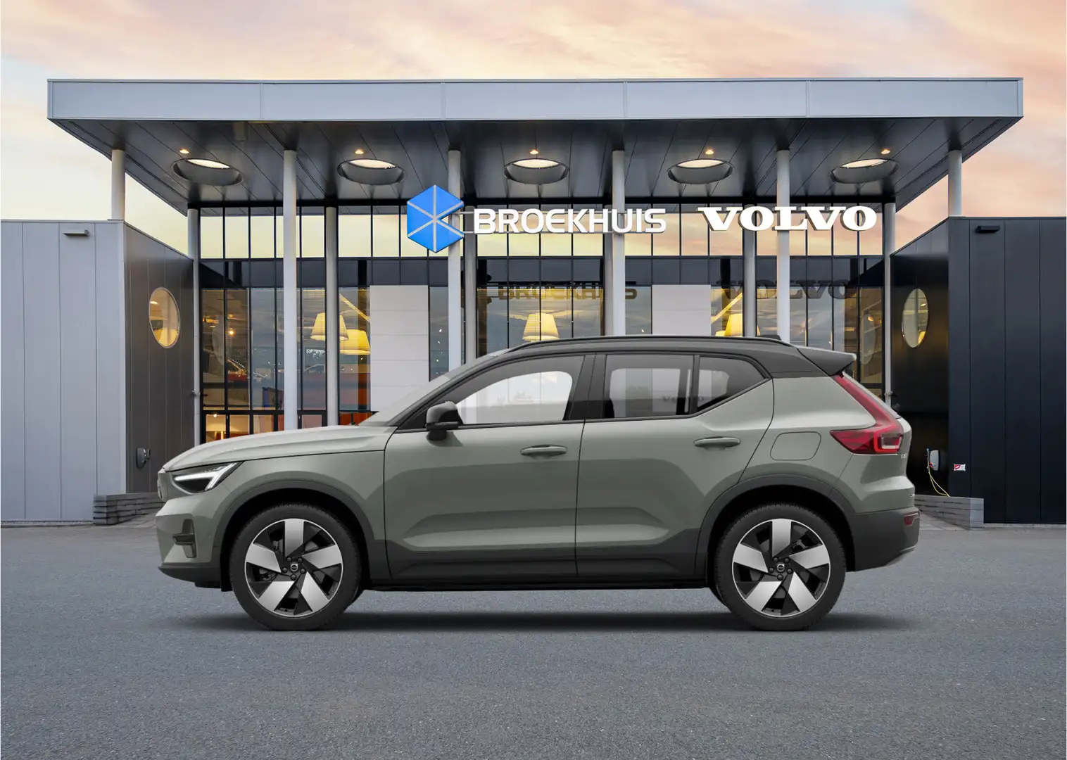 Volvo EX40 Single Motor Extended Range Ultra 82 kWh Зелёный - 2