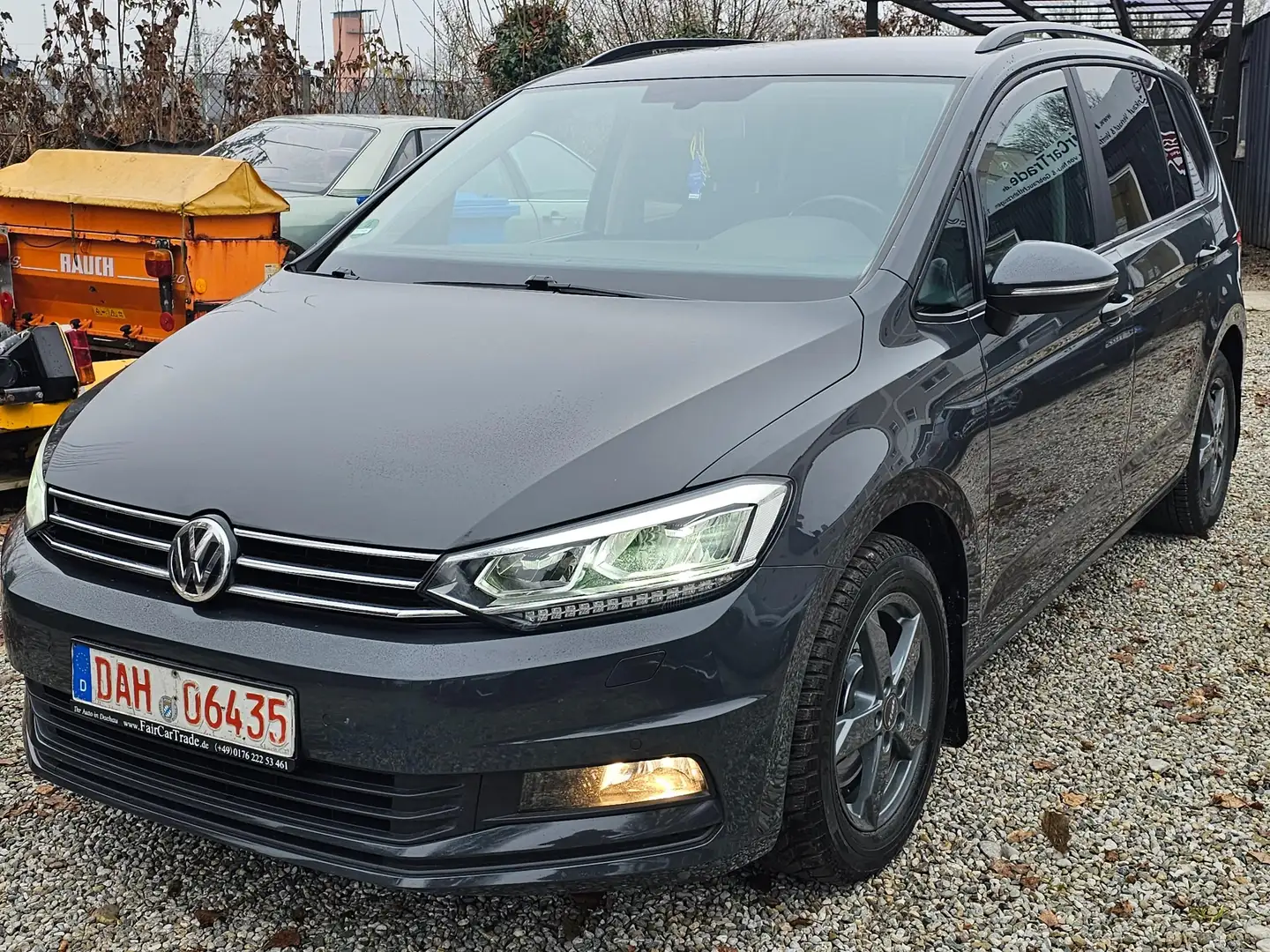 Volkswagen Touran 7-Sitze 2.0 TDI BMT/Start-Stopp Comfortline Gris - 2