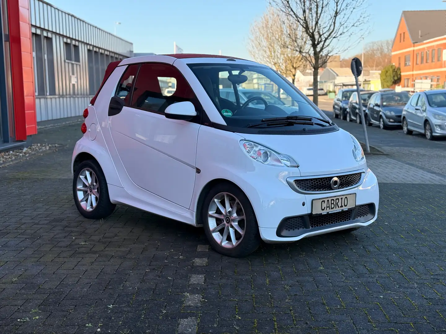 smart forTwo Cabrio*Passion*Automatik*Klima*SHZ*Rotes Dach* Weiß - 2