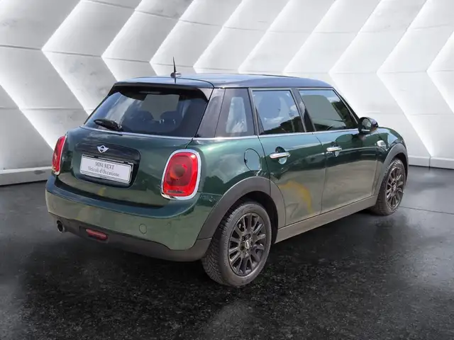 Mini Cooper Cooper view 4