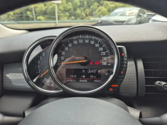 Mini Cooper Cooper view 13