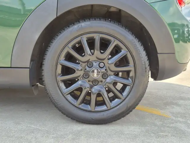 Mini Cooper Cooper view 12