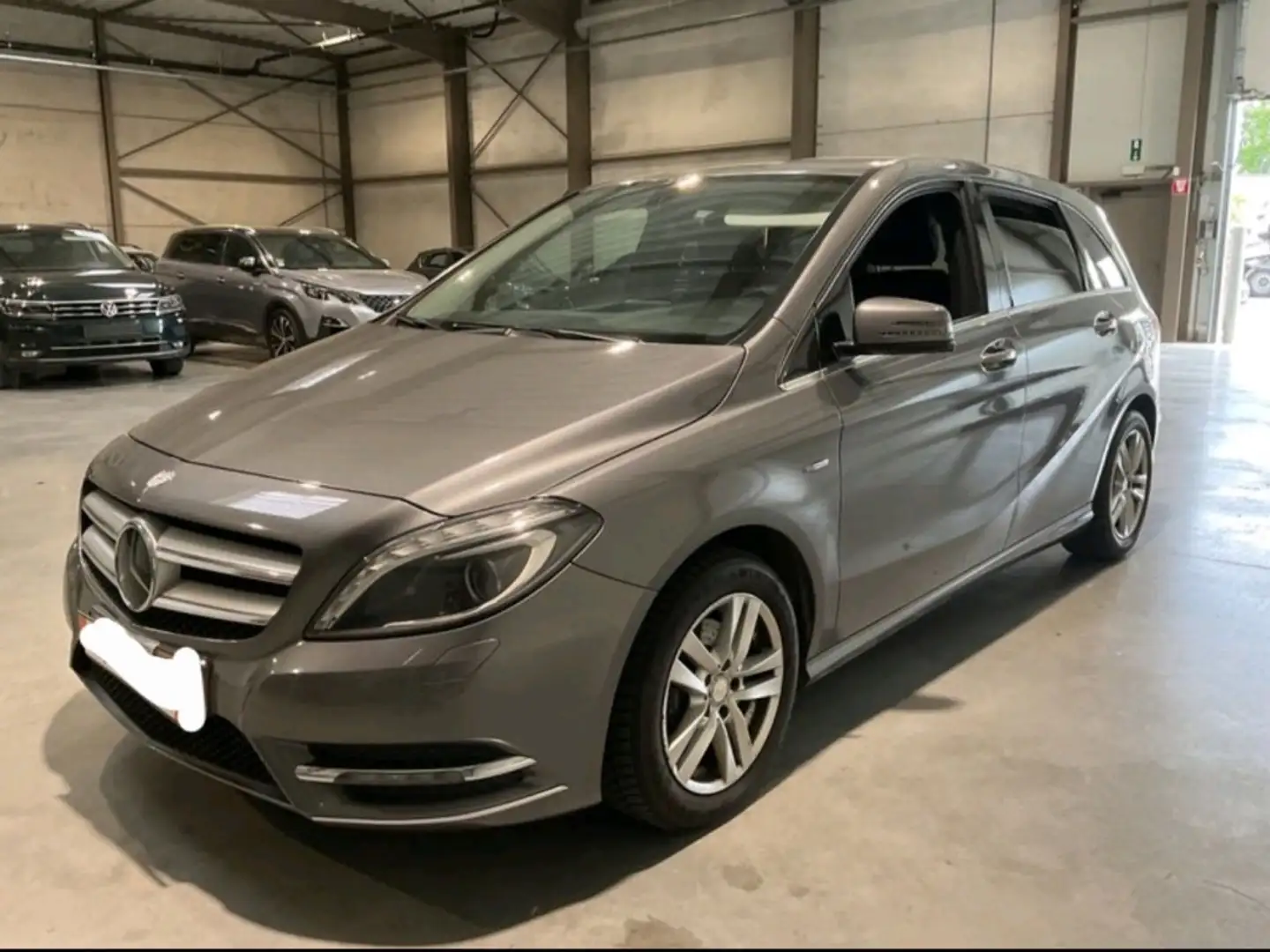 Mercedes-Benz B 180 180CDI BE (4.75) Gris - 2
