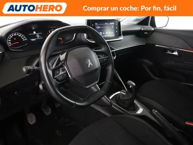 Peugeot 208 view 12