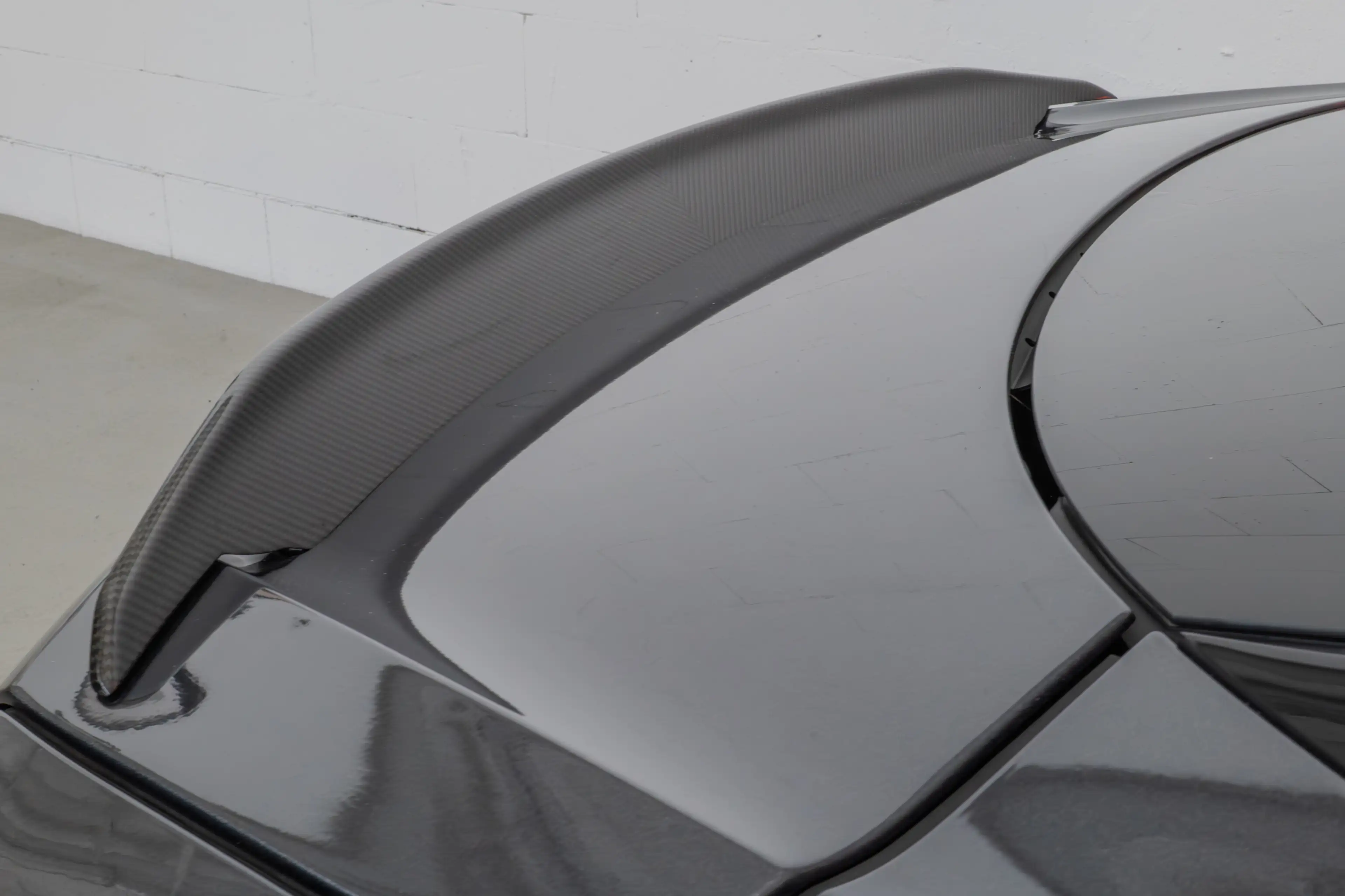 Aston Martin DBS Superleggera I TitaniumExhaust I Carbon Ext. — photo 12