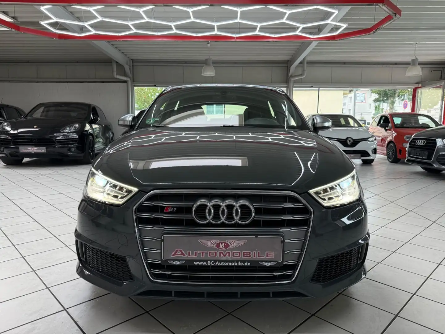 Audi S1 Sportback 2.0 TFSI quattro XENON NAVI PDC Grau - 2
